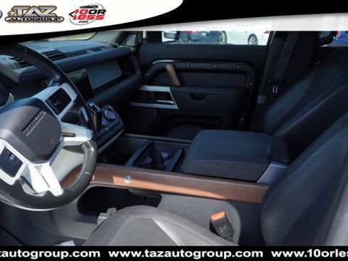 Used 2023 Land Rover Defender 110 X-Dynamic SE AWD/4WD image 11