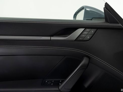 Certified 2023 Porsche Macan GTS AWD/4WD image 20