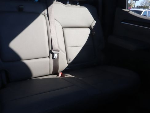 Used 2023 GMC Sierra 1500 SLT w/ SLT Premium Plus Package image 12