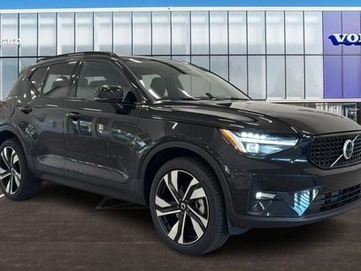 New 2026 Volvo XC40 B5 Ultra w/ Protection Package Premier