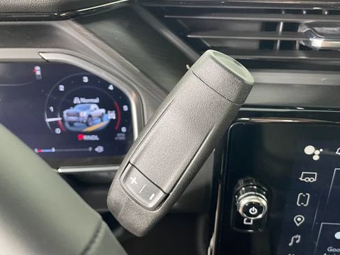 New 2026 GMC Sierra 2500 AT4 w/ AT4 Premium Plus Package AWD/4WD image 7