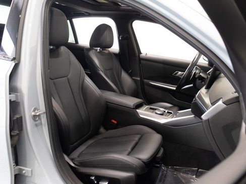 Used 2023 BMW 330i xDrive Sedan w/ M Sport Package image 22