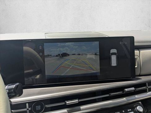 Used 2024 Hyundai Santa Fe SEL FWD image 14