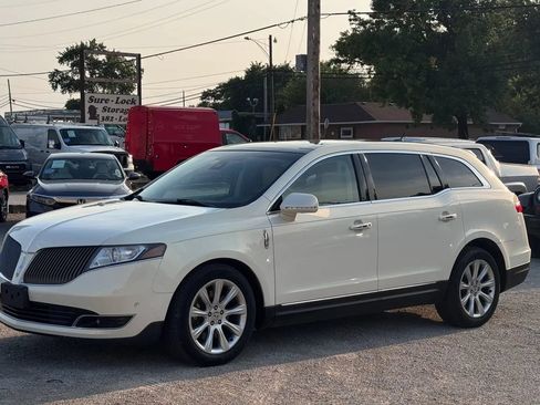 Used 2013 Lincoln MKT AWD image 14