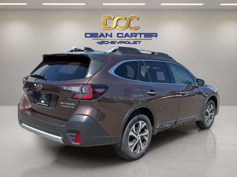 Used 2022 Subaru Outback Touring XT AWD/4WD image 5