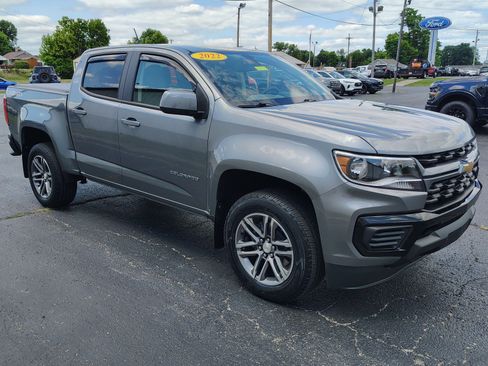 Used 2022 Chevrolet Colorado W/T w/ Custom Special Edition AWD/4WD image 3