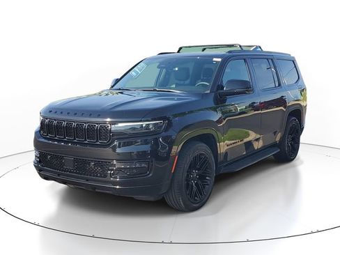 Used 2024 Jeep Wagoneer Series II AWD/4WD image 2