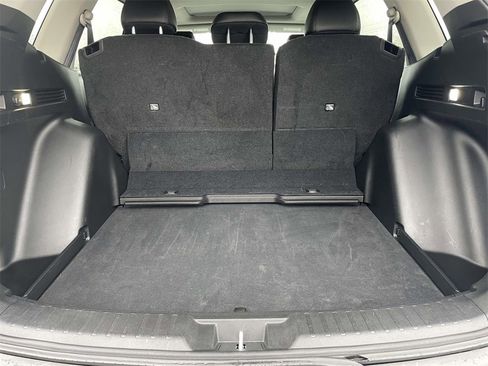 Used 2025 Honda CR-V EX-L image 9