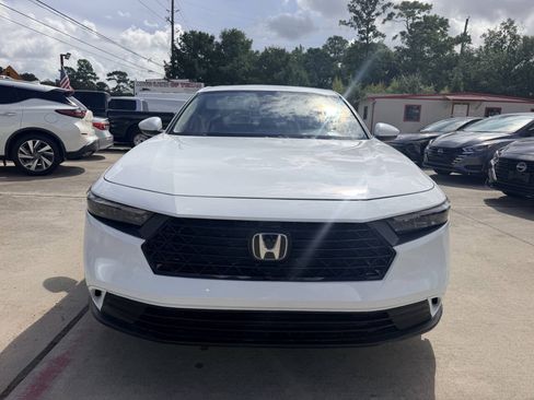 Used 2024 Honda Accord EX image 34