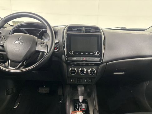 Used 2024 Mitsubishi Outlander Sport SE image 20
