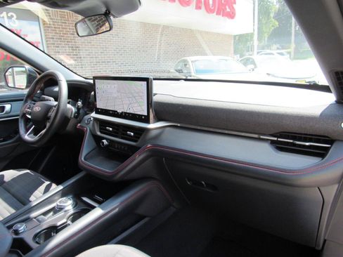 Used 2025 Ford Explorer ST-Line AWD/4WD image 36