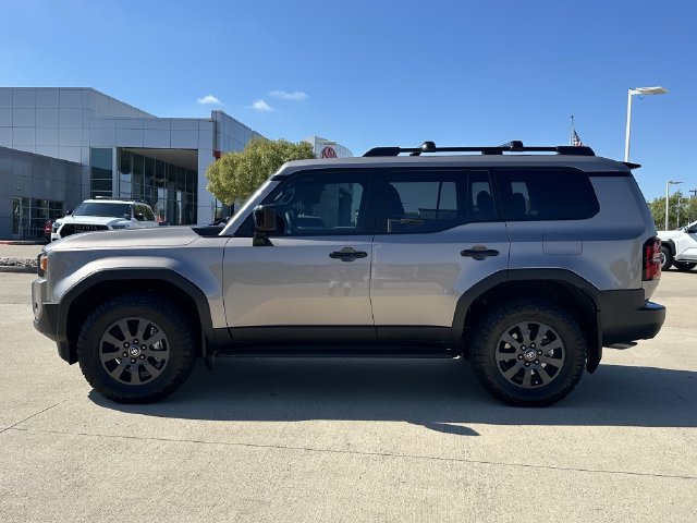 Used 2025 Toyota Land Cruiser w/ Premium Package AWD/4WD image 2