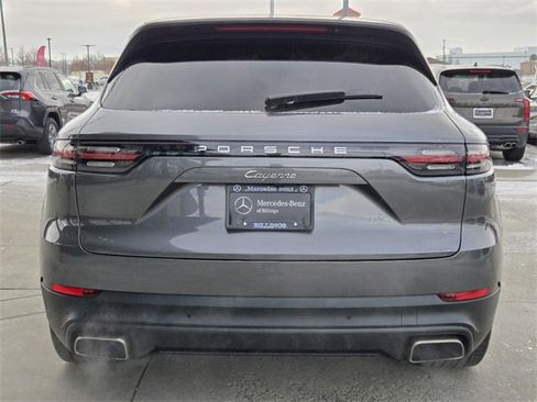 Used 2019 Porsche Cayenne image 42