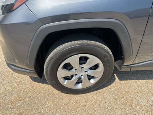 Used 2023 Toyota RAV4 LE FWD image 11