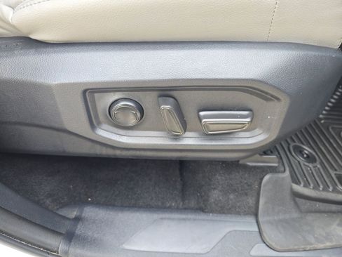 Used 2024 Toyota Sequoia Limited image 33