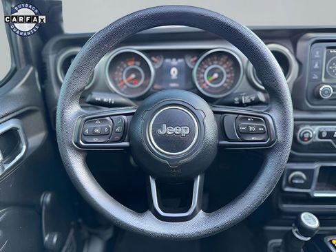 Used 2018 Jeep Wrangler Unlimited Sport image 13