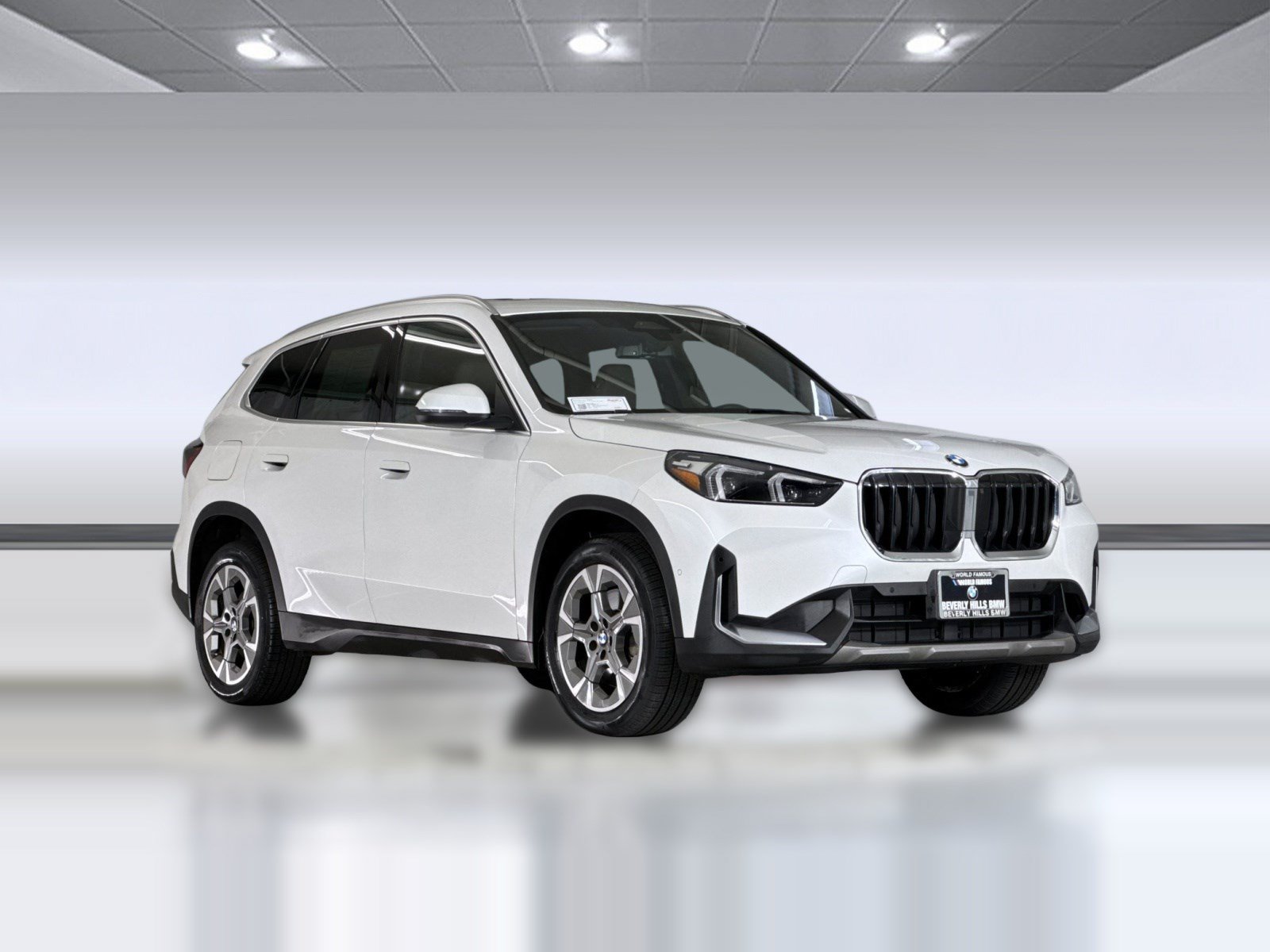 Used 2023 BMW X1 xDrive28i w/ Convenience Package AWD/4WD image 7