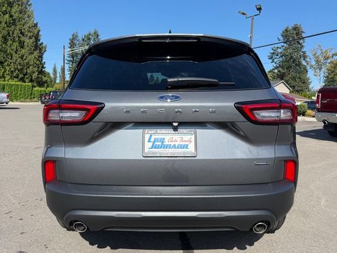 Used 2025 Ford Escape ST-Line Select AWD/4WD image 4