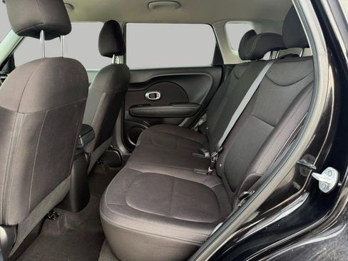 Used 2019 Kia Soul image 22