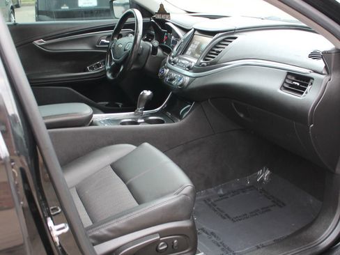 Used 2019 Chevrolet Impala LT w/ Sunroof and Spoiler Package FWD image 22