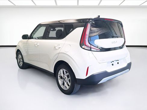 Used 2024 Kia Soul S FWD image 6
