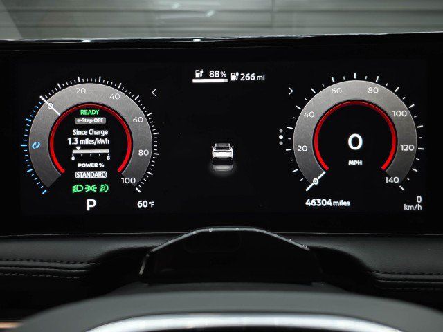 Used 2023 Nissan Ariya FWD image 26