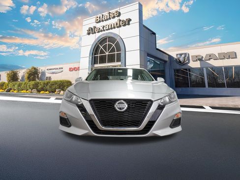 Used 2020 Nissan Altima 2.5 S image 9