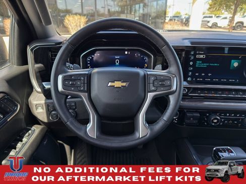 Used 2023 Chevrolet Silverado 1500 LTZ w/ LTZ Convenience Package II AWD/4WD image 35