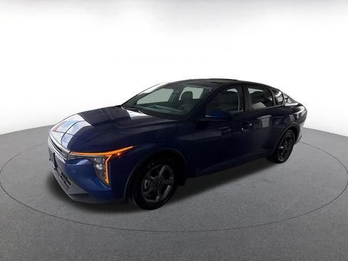Used 2025 Kia K4 FWD image 6
