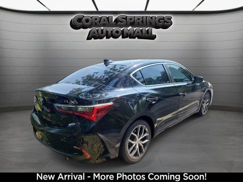 Used 2021 Acura ILX w/ Premium Package FWD image 4