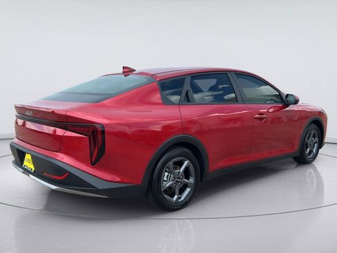 Used 2025 Kia K4 FWD image 6