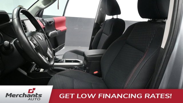 Used 2022 Toyota Tacoma SR5 AWD/4WD image 21