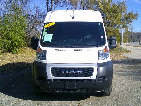 Used 2022 RAM ProMaster 2500 image 2