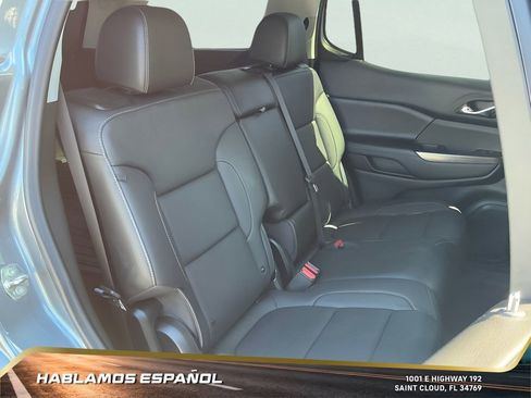 Certified 2021 GMC Acadia SLT w/ Technology Package image 18