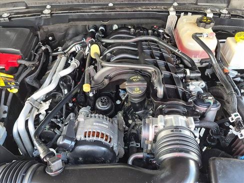 Used 2022 Jeep Gladiator Sport AWD/4WD image 21