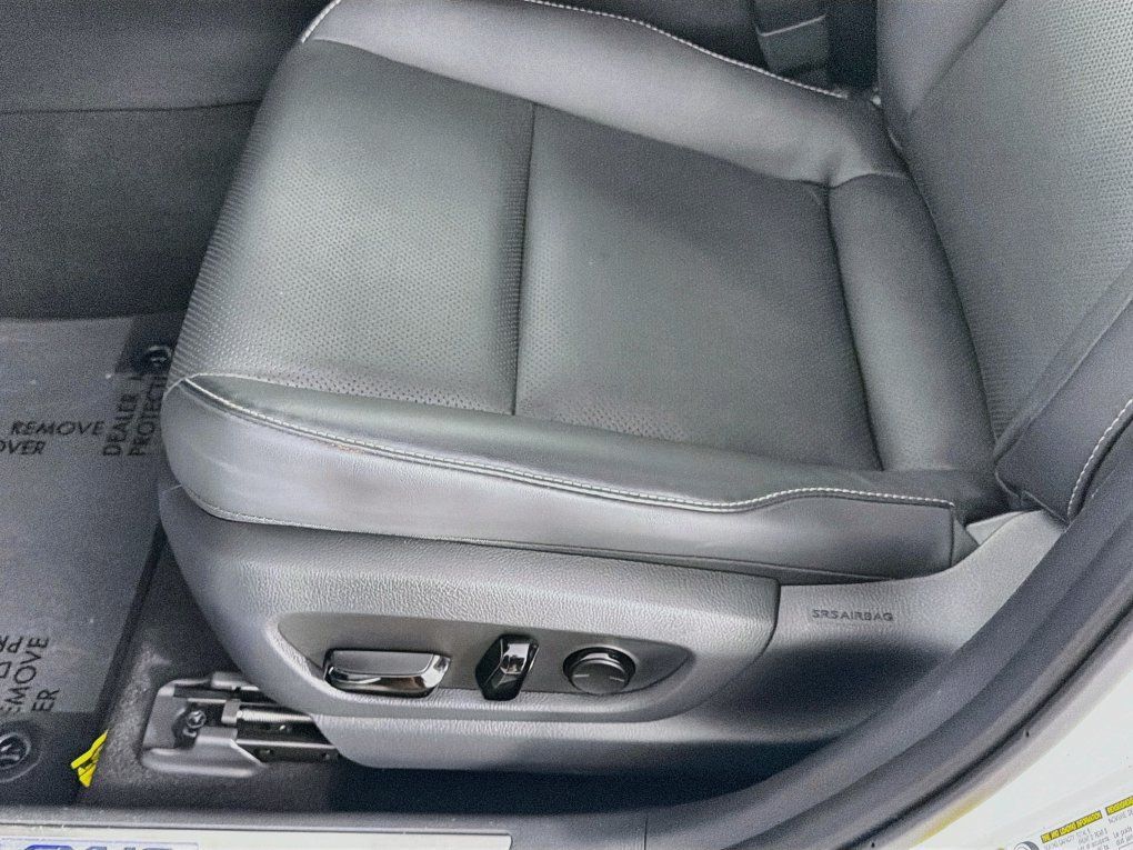 Used 2024 Lexus UX 250h FWD w/ Premium Package image 24