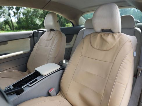 Used 2008 Volvo C70 T5 FWD image 6