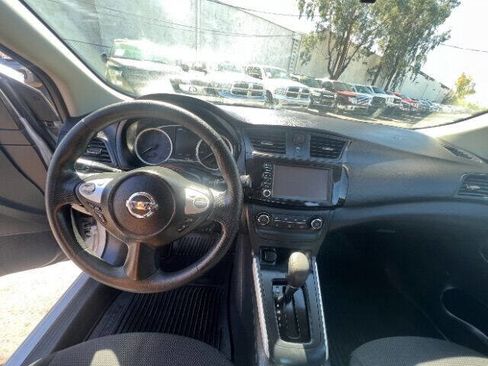 Used 2019 Nissan Sentra S image 18