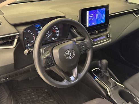 Used 2023 Toyota Corolla LE FWD image 18