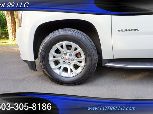 Used 2016 GMC Yukon SLT w/ Open Road Package AWD/4WD image 42