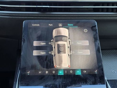 Used 2026 Cadillac Escalade 2WD image 17