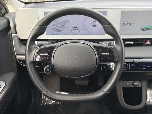 Used 2024 Hyundai Ioniq 5 SEL image 12