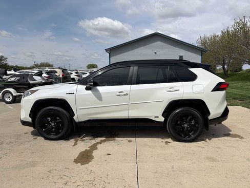 Used 2021 Toyota RAV4 XSE AWD/4WD image 3