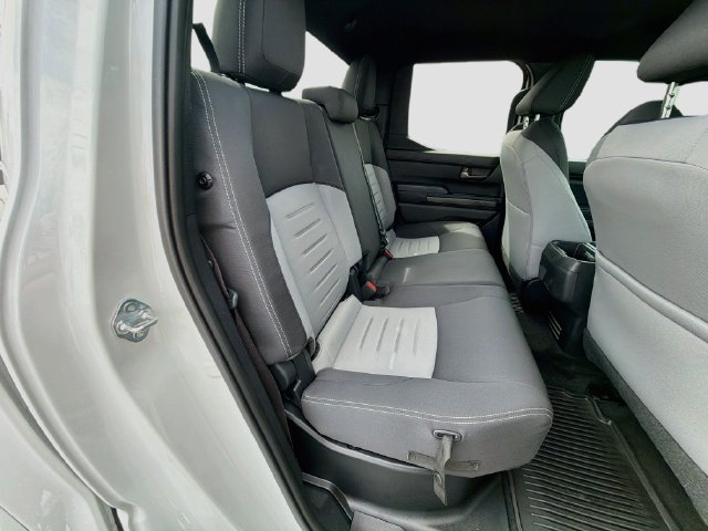 Used 2025 Toyota Tacoma TRD Sport AWD/4WD image 27
