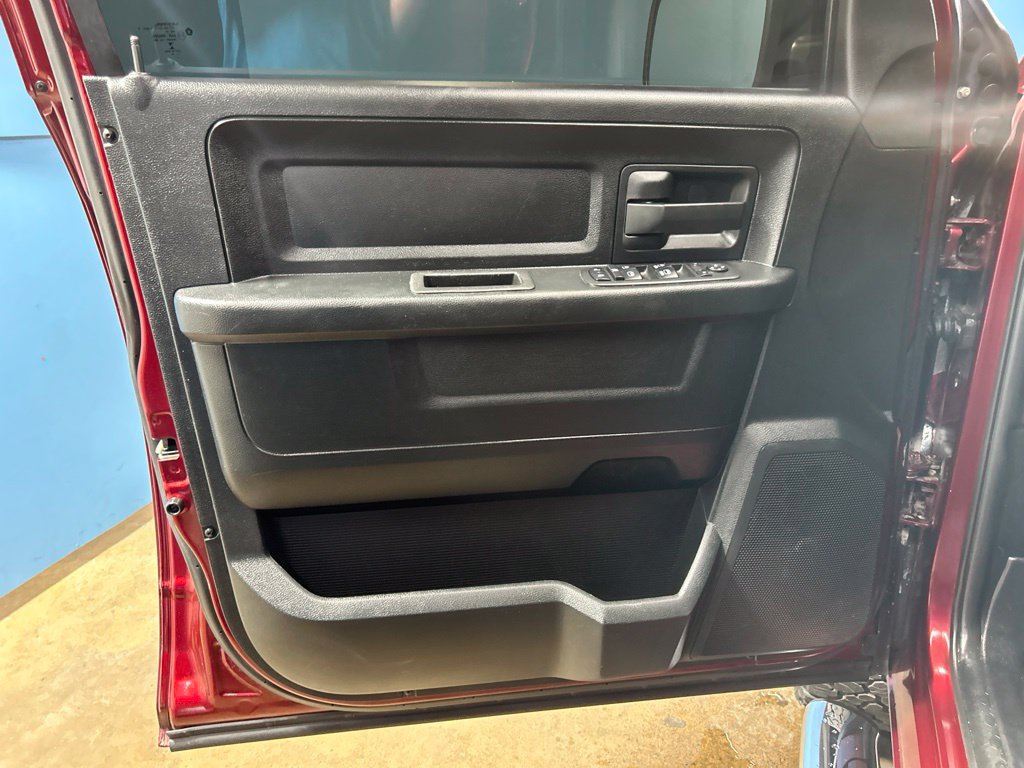 Used 2018 RAM 1500 Tradesman w/ Popular Equipment Group AWD/4WD image 31