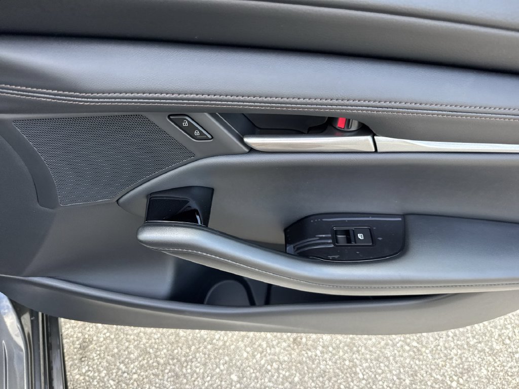 New 2026 MAZDA MAZDA3 s Sport FWD image 43