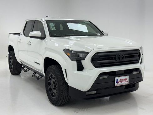 New 2026 Toyota Tacoma SR5 AWD/4WD image 2
