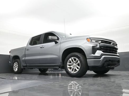 Used 2023 Chevrolet Silverado 1500 RST RWD image 26