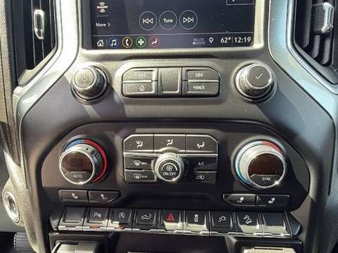 Certified 2019 Chevrolet Silverado 1500 LT Trail Boss AWD/4WD image 24