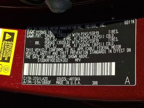 Used 2014 Toyota Highlander Limited AWD/4WD image 29